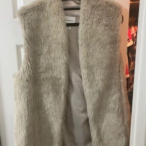 Like new faux fur vest small